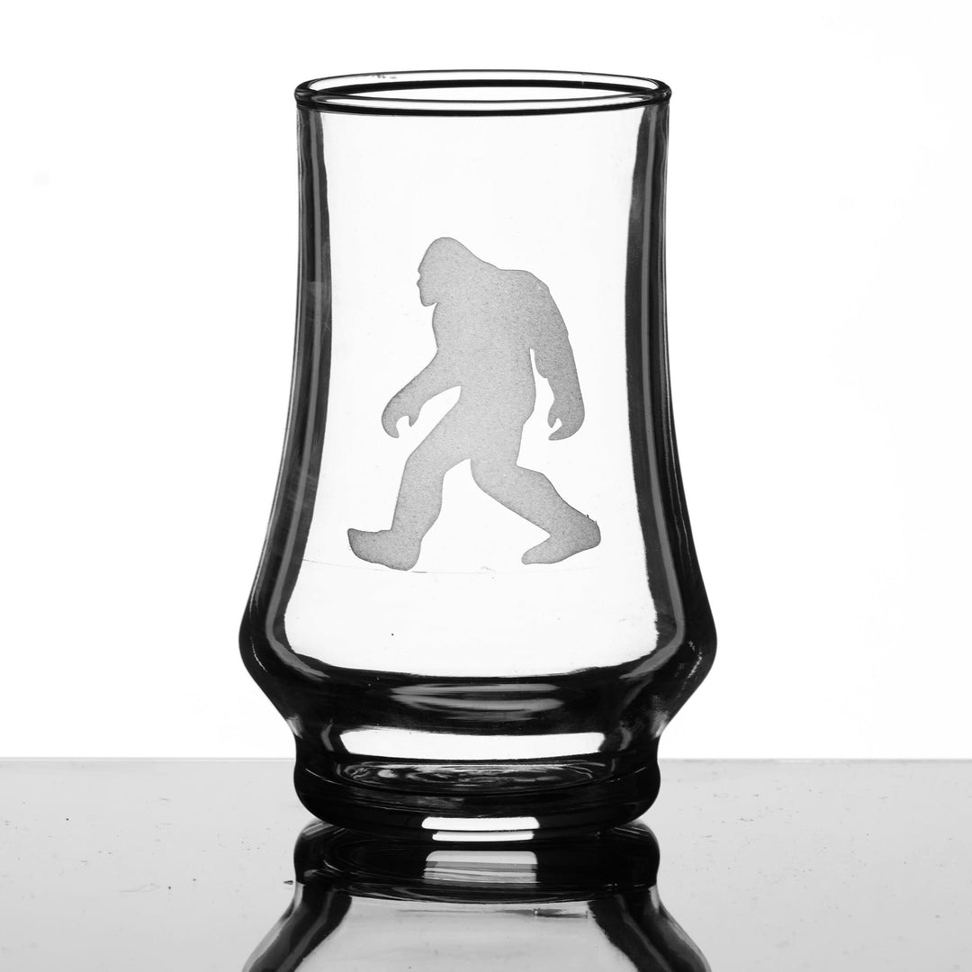 5.75oz Kenzie Whiskey Taster - Hand Etched Bigfoot
