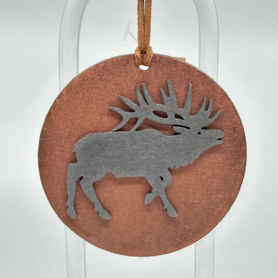 Larson Metal Arts Elk Circle Ornament, detail