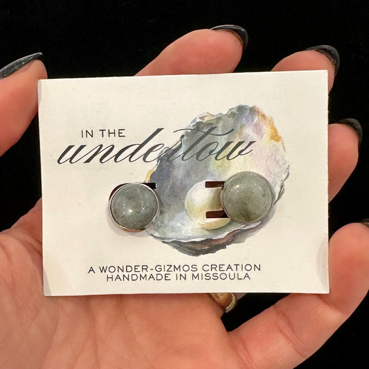 A card with labradorite cuff links that reeads handmade in Missoula